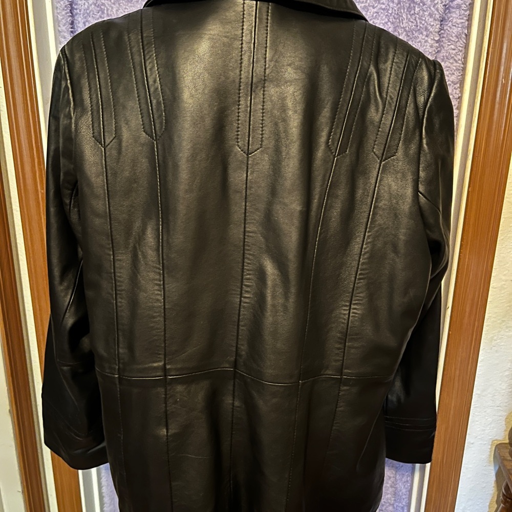 Wilsons Leather Women's Black Notch-Collar Leather Jacket - Picture 2 of 3